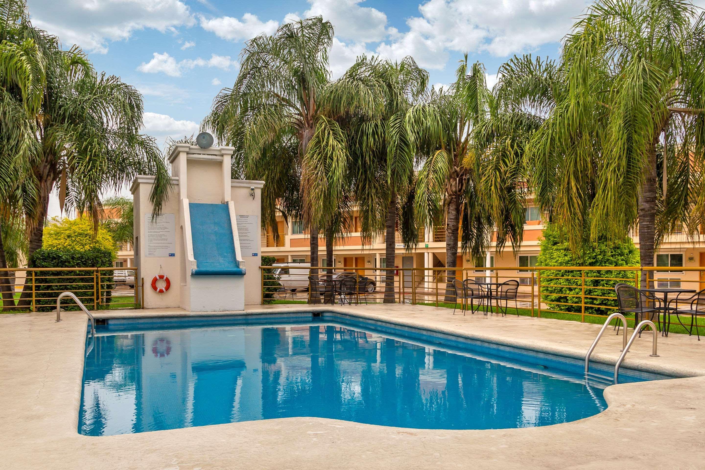 Hotel Comfort Inn Monterrey Norte San Nicolás de los Garzas Exterior foto